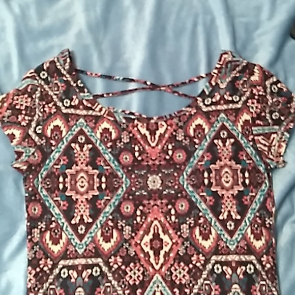 Cute fitted dress - Picture 1 of 4